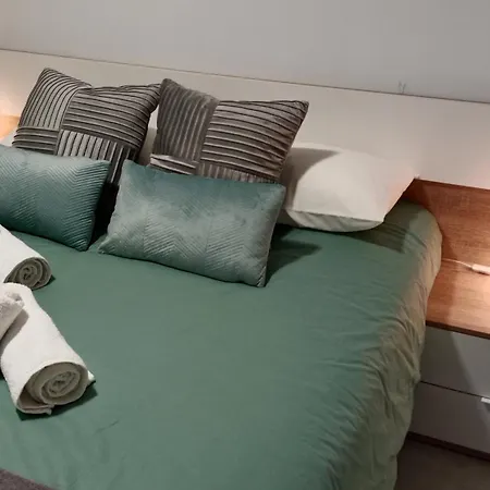 Apartment Parking Y Piscina Incluido Cordoba