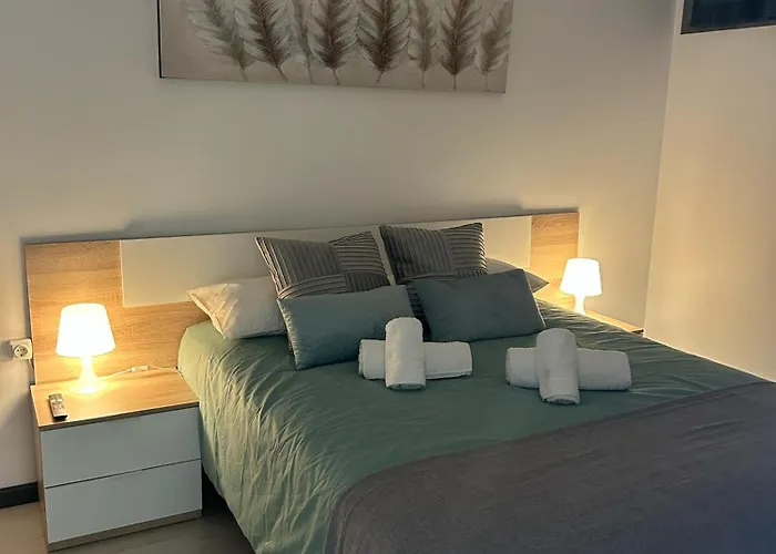 Parking Y Piscina Incluido * Кордова