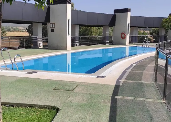 Parking Y Piscina Incluido Appartamento Cordova